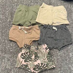 Baby boys lot of 5 pair assorted Shorts size 6/9 months